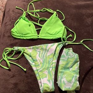 medium swim suit set